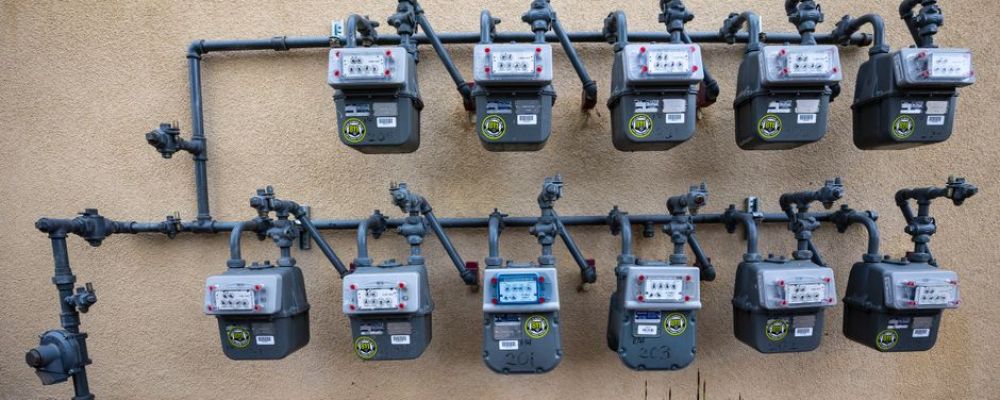 seismic gas shutoff valve installed on home exterior gas line